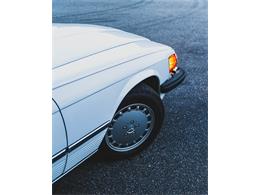 1989 Mercedes-Benz 560SL (CC-2102215) for sale in Southampton, New York