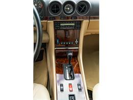 1989 Mercedes-Benz 560SL (CC-2102215) for sale in Southampton, New York