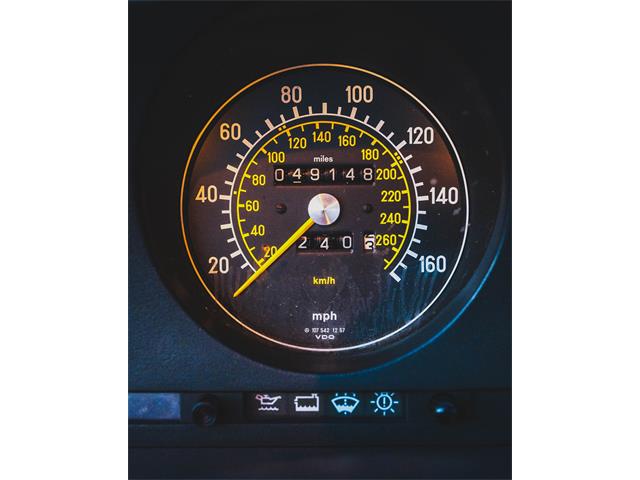 1989 Mercedes-Benz 560SL (CC-2102215) for sale in Southampton, New York