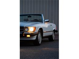 1989 Mercedes-Benz 560SL (CC-2102215) for sale in Southampton, New York