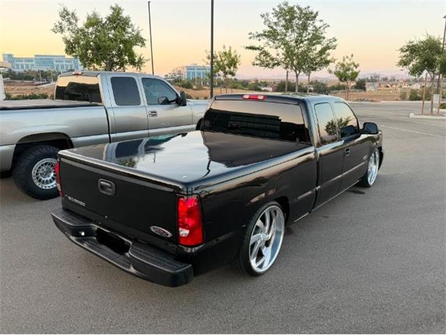 2004 Chevrolet Silverado (CC-2102305) for sale in Cadillac, Michigan
