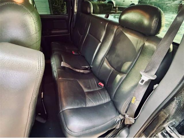 2004 Chevrolet Silverado (CC-2102305) for sale in Cadillac, Michigan