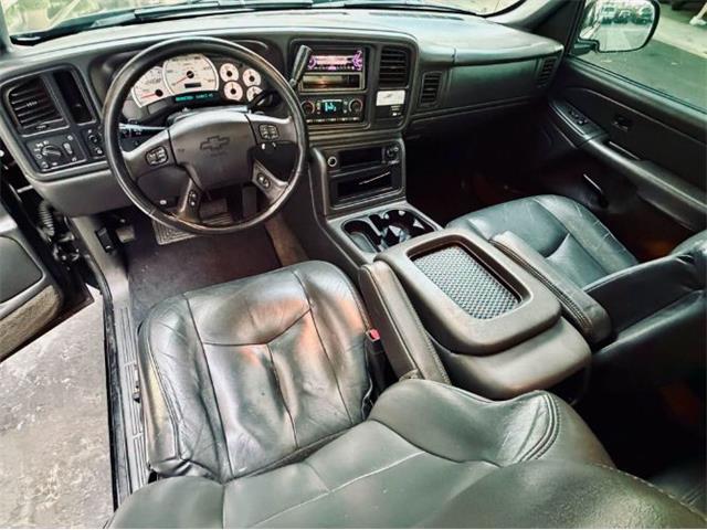 2004 Chevrolet Silverado (CC-2102305) for sale in Cadillac, Michigan
