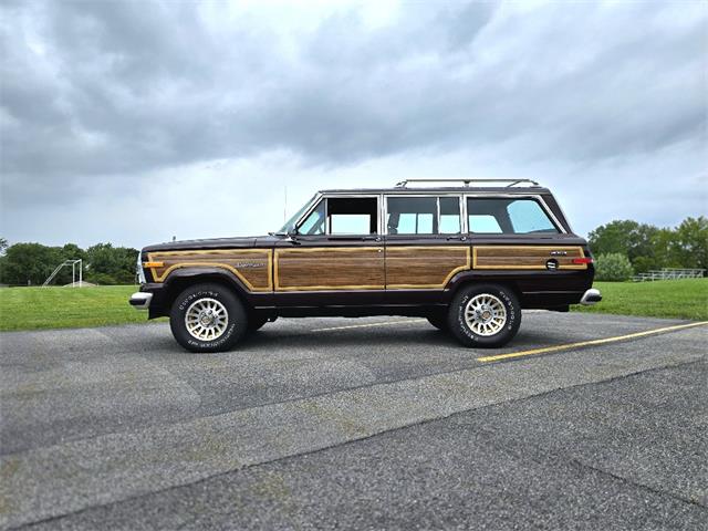 1989 Jeep Grand Wagoneer (CC-2102330) for sale in Saratoga Springs, New York