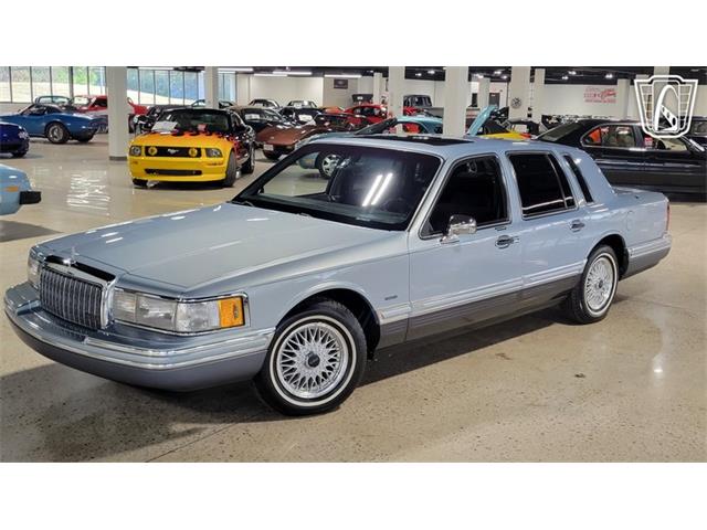 1993 Lincoln Town Car (CC-2102348) for sale in Dearborn, Michigan