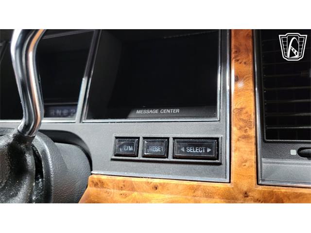 1993 Lincoln Town Car (CC-2102348) for sale in Dearborn, Michigan