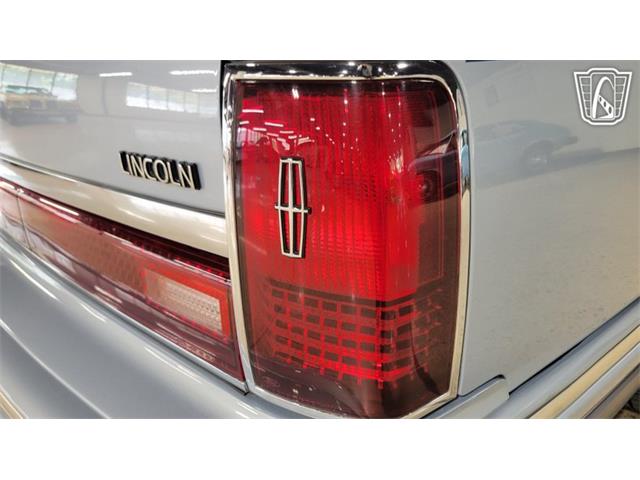 1993 Lincoln Town Car (CC-2102348) for sale in Dearborn, Michigan