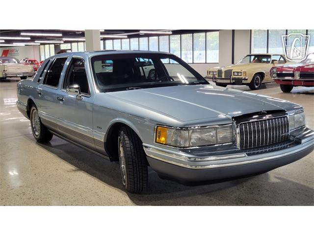1993 Lincoln Town Car (CC-2102348) for sale in Dearborn, Michigan