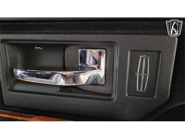 1993 Lincoln Town Car (CC-2102348) for sale in Dearborn, Michigan