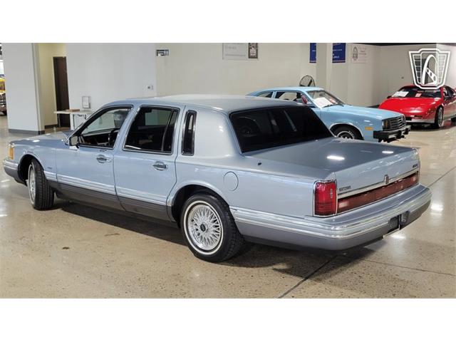 1993 Lincoln Town Car (CC-2102348) for sale in Dearborn, Michigan