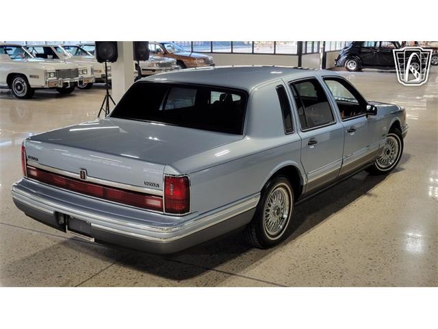 1993 Lincoln Town Car (CC-2102348) for sale in Dearborn, Michigan