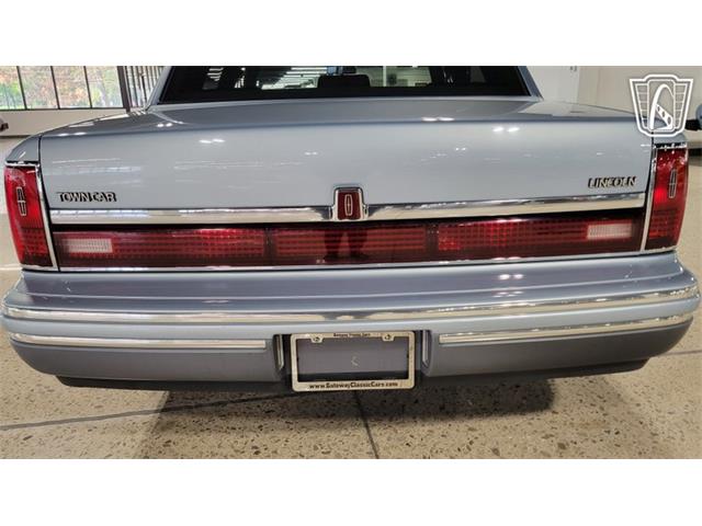 1993 Lincoln Town Car (CC-2102348) for sale in Dearborn, Michigan