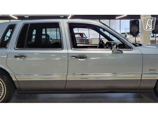 1993 Lincoln Town Car (CC-2102348) for sale in Dearborn, Michigan