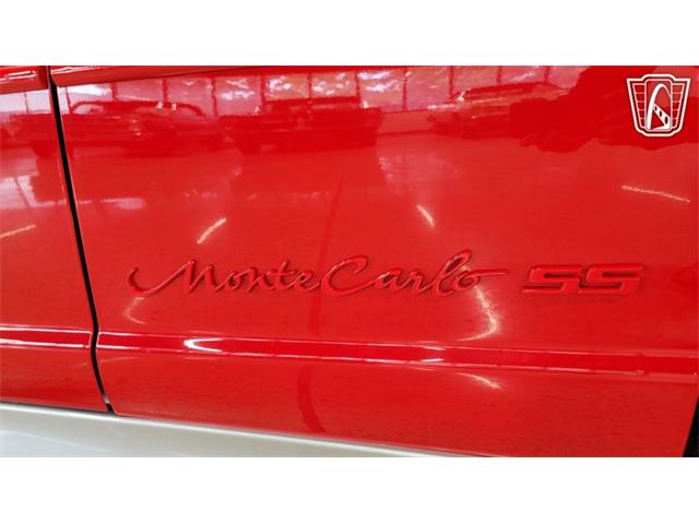 2001 Chevrolet Monte Carlo (CC-2102358) for sale in Dearborn, Michigan