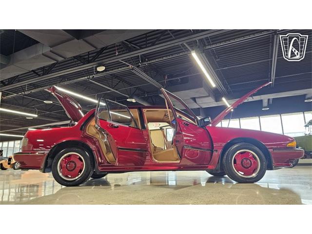 1989 Pontiac Bonneville (CC-2102364) for sale in Dearborn, Michigan