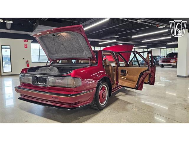 1989 Pontiac Bonneville (CC-2102364) for sale in Dearborn, Michigan