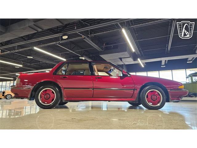 1989 Pontiac Bonneville (CC-2102364) for sale in Dearborn, Michigan