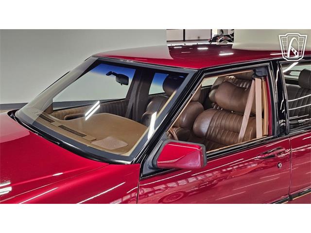 1989 Pontiac Bonneville (CC-2102364) for sale in Dearborn, Michigan