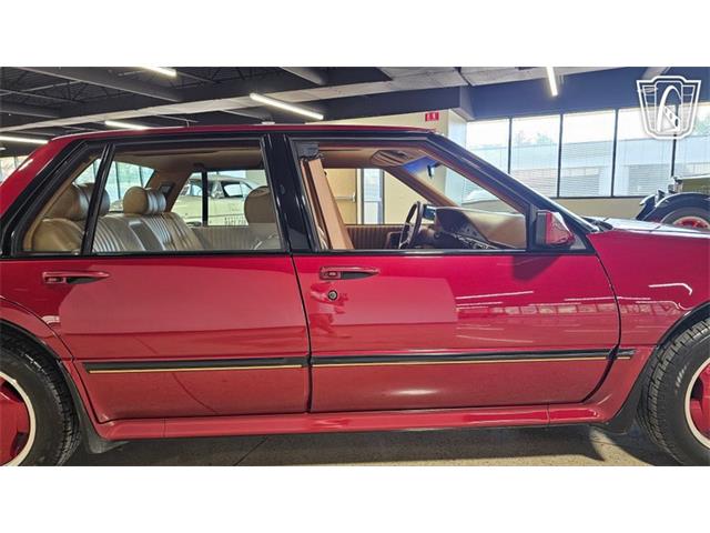 1989 Pontiac Bonneville (CC-2102364) for sale in Dearborn, Michigan