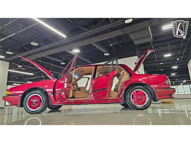 1989 Pontiac Bonneville (CC-2102364) for sale in Dearborn, Michigan
