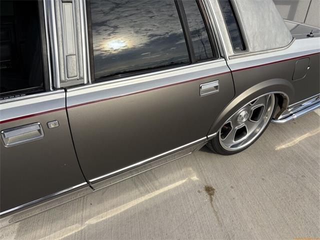 1988 Lincoln Town Car (CC-2102405) for sale in Statesville, North Carolina