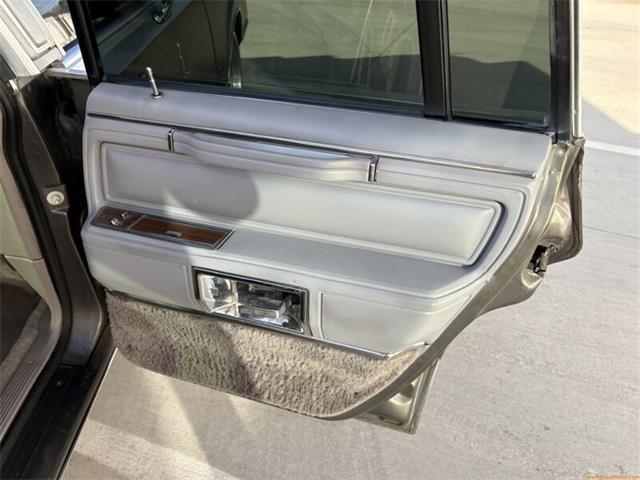 1988 Lincoln Town Car (CC-2102405) for sale in Statesville, North Carolina
