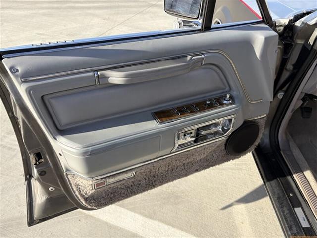 1988 Lincoln Town Car (CC-2102405) for sale in Statesville, North Carolina
