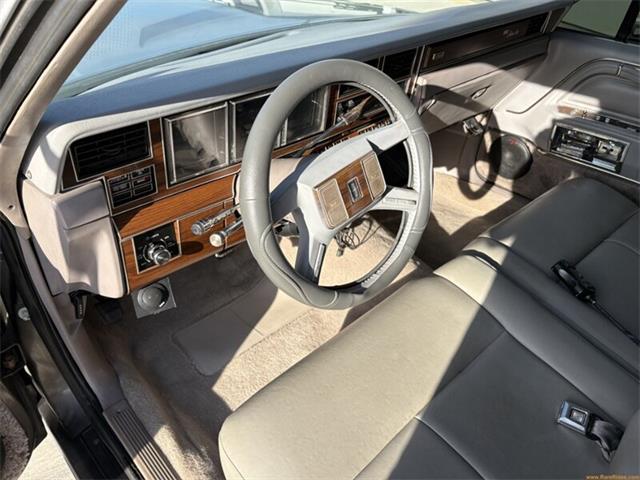 1988 Lincoln Town Car (CC-2102405) for sale in Statesville, North Carolina