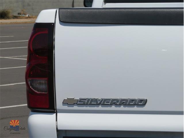 2004 Chevrolet Silverado (CC-2102437) for sale in Mesa, Arizona
