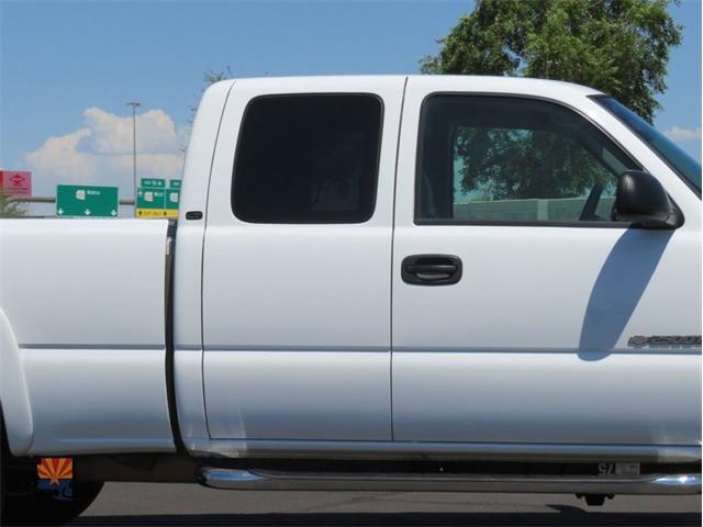 2004 Chevrolet Silverado (CC-2102437) for sale in Mesa, Arizona