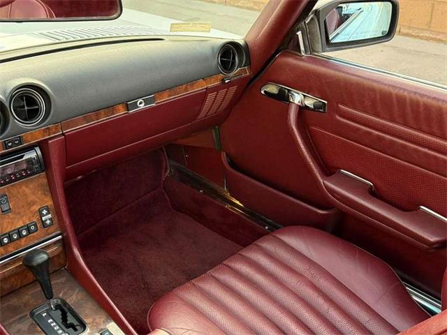 1987 Mercedes-Benz 560SL (CC-2102462) for sale in Palm Desert , California