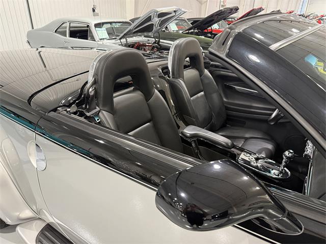2006 Chevrolet SSR (CC-2102536) for sale in Watford, Ontario
