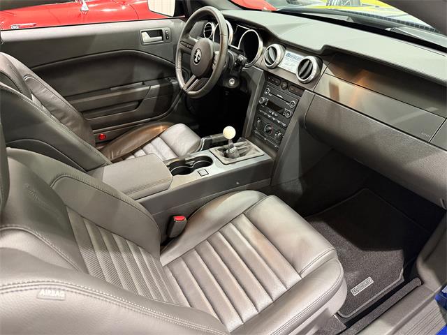 2009 Ford Shelby GT500  (CC-2102539) for sale in Watford, Ontario