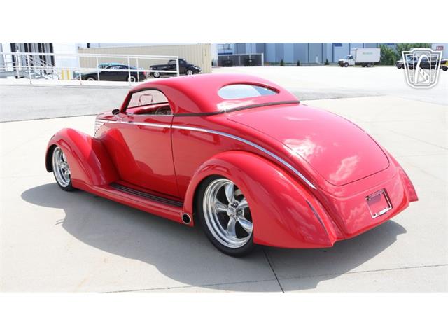 1937 Ford Custom (CC-2102588) for sale in Caledonia, Wisconsin