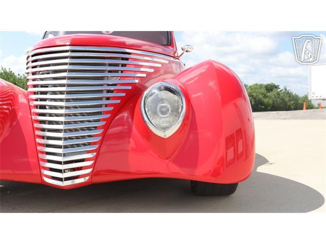 1937 Ford Custom (CC-2102588) for sale in Caledonia, Wisconsin