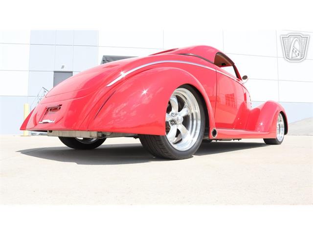 1937 Ford Custom (CC-2102588) for sale in Caledonia, Wisconsin