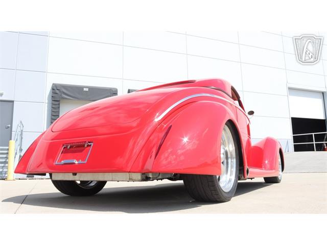 1937 Ford Custom (CC-2102588) for sale in Caledonia, Wisconsin