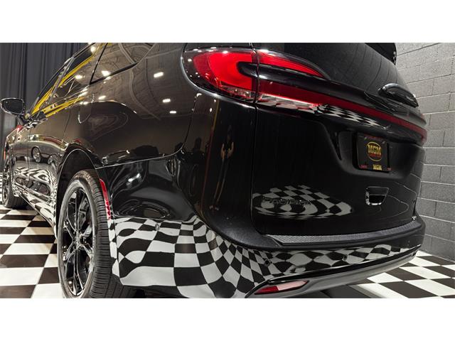2021 Chrysler Pacifica (CC-2102590) for sale in Addison, Illinois