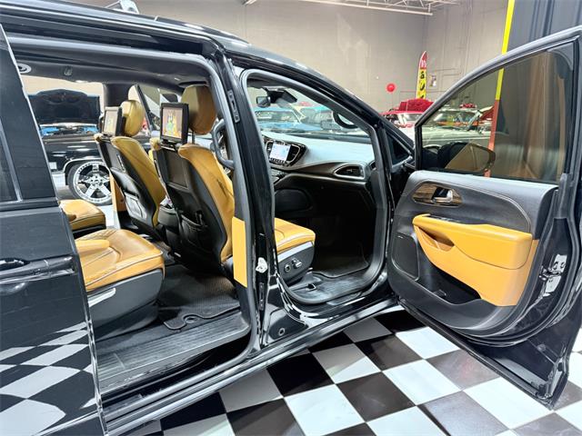 2021 Chrysler Pacifica (CC-2102590) for sale in Addison, Illinois