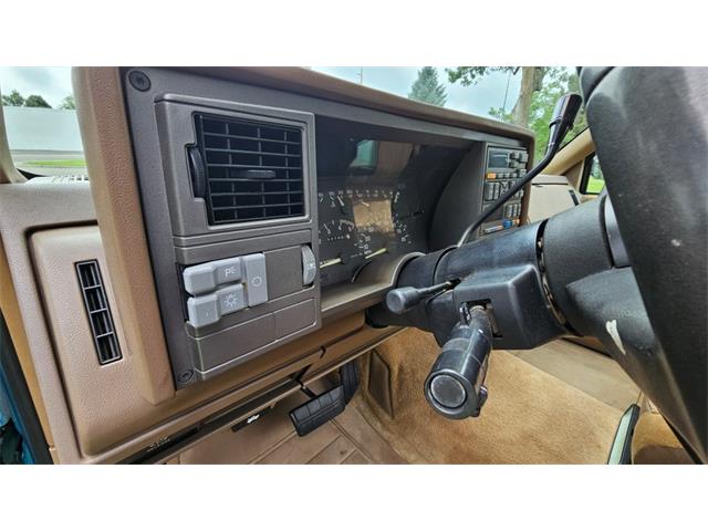 1993 Chevrolet Silverado 1500 (CC-2100268) for sale in Billings, Montana