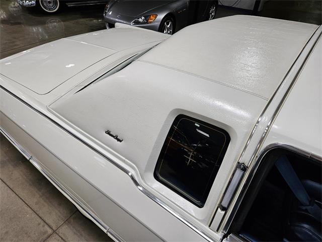 1977 Lincoln Town Car (CC-2102682) for sale in Salem, Ohio