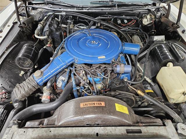 1977 Lincoln Town Car (CC-2102682) for sale in Salem, Ohio