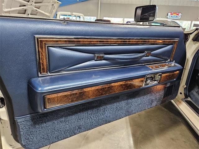 1977 Lincoln Town Car (CC-2102682) for sale in Salem, Ohio