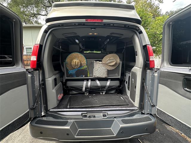 2017 Chevrolet Express (CC-2102743) for sale in Pasadena , California