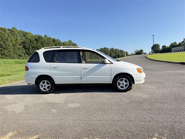 2000 Toyota Ipsum (CC-2102749) for sale in CLEVELAND, Tennessee