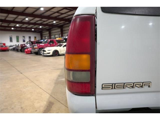 1999 GMC Sierra (CC-2102865) for sale in Kentwood, Michigan