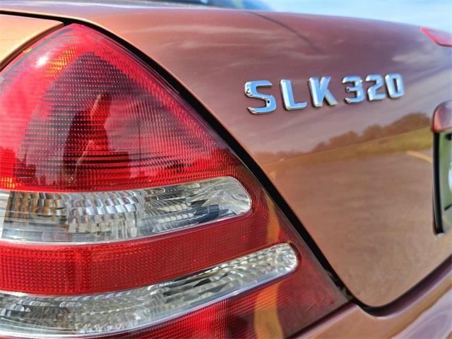 2001 Mercedes-Benz SLK320 (CC-2102943) for sale in Saratoga Springs, New York