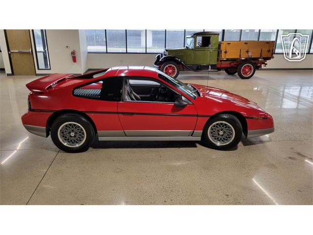 1986 Pontiac Fiero GT (CC-2102971) for sale in Dearborn, Michigan