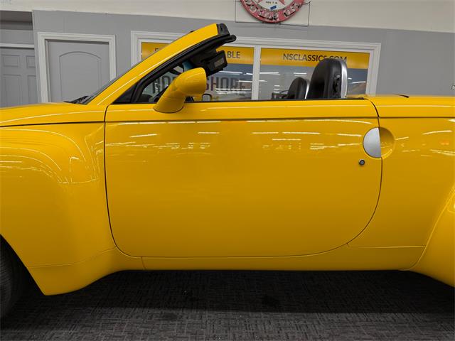 2005 Chevrolet SSR (CC-2103009) for sale in Mundelein, Illinois