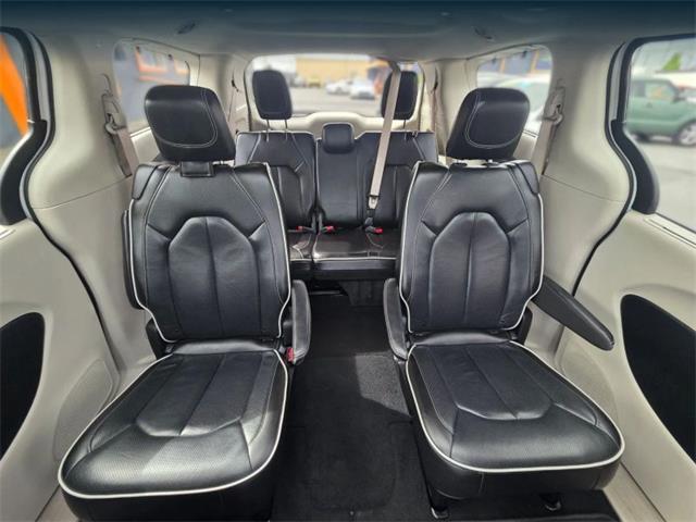 2023 Chrysler Pacifica (CC-2103104) for sale in Tacoma, Washington